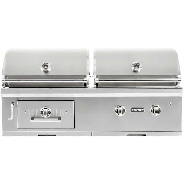 Gas and charcoal outlet hybrid grill