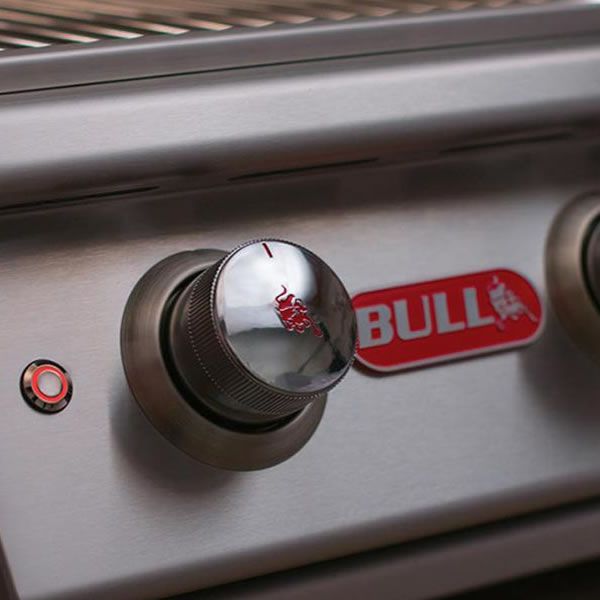 Bull Outlaw Built-In Gas Grill image number 2