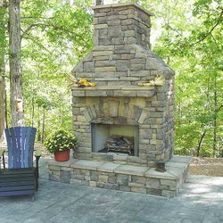 Elite Outdoor Custom Fireplace with Extended Hearth Surround