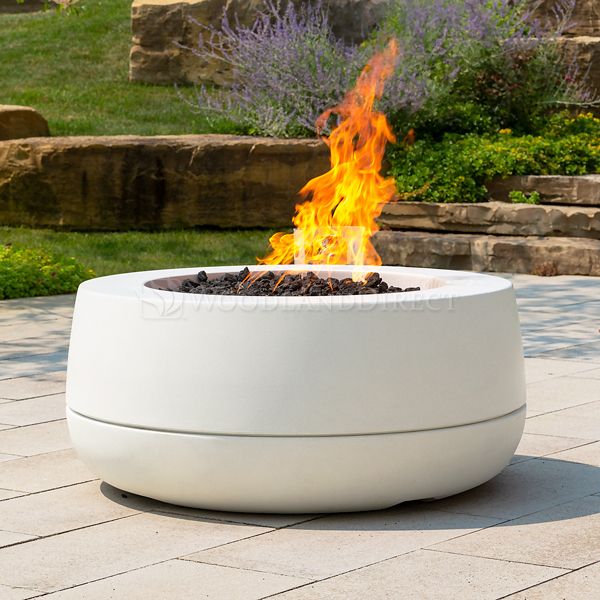 Round outdoor gas store fire pit